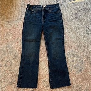 LN Madewell Dark Wash Kick Out Jeans S 26